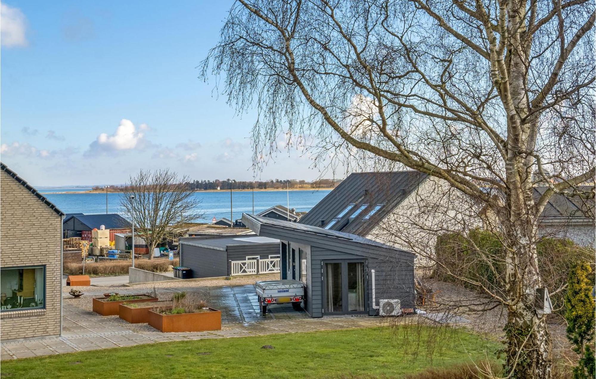 Stunning Home In Haderslev With Wifi エクステリア 写真