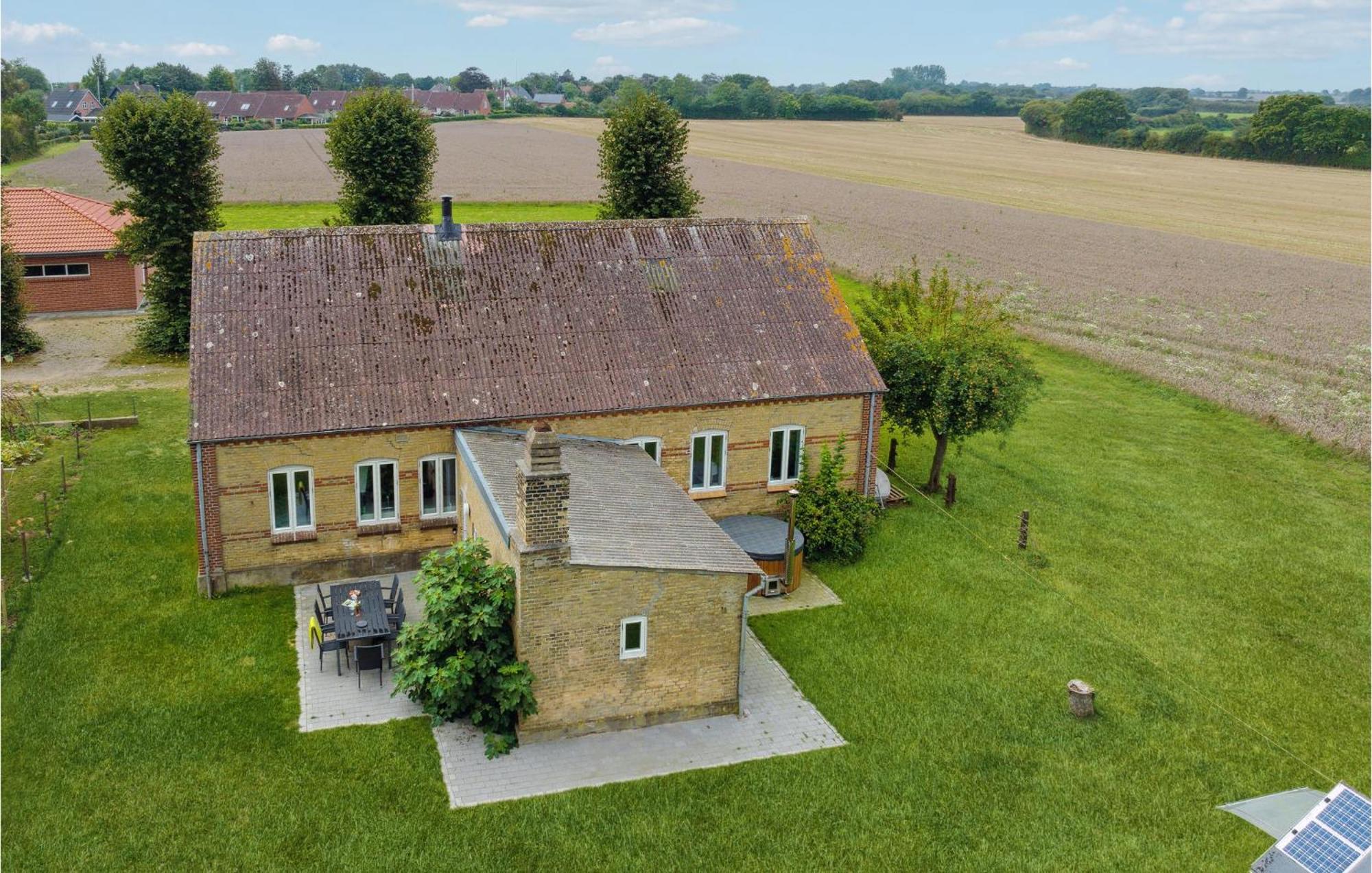 Stunning Home In Haderslev With Wifi エクステリア 写真