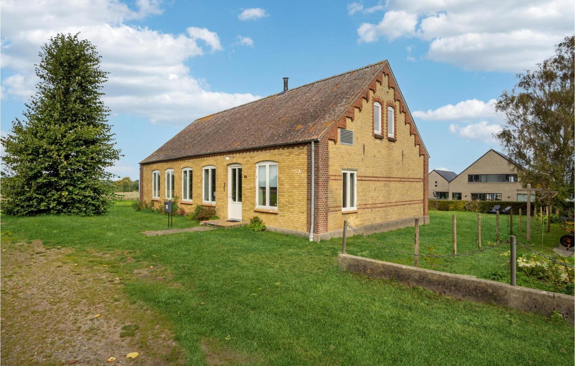 Stunning Home In Haderslev With Wifi エクステリア 写真